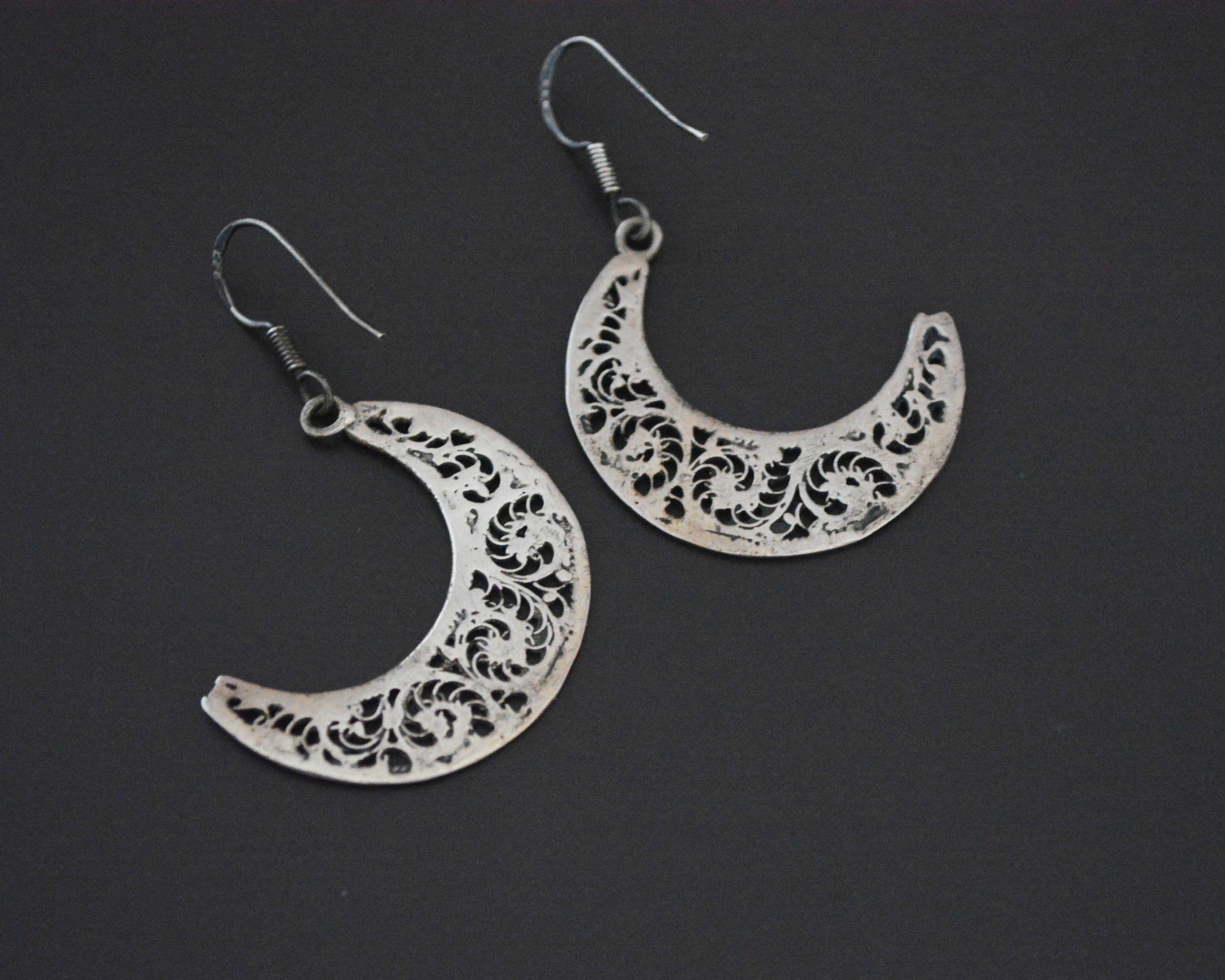Crescent Moon Dangle Earrings with Filigree Work