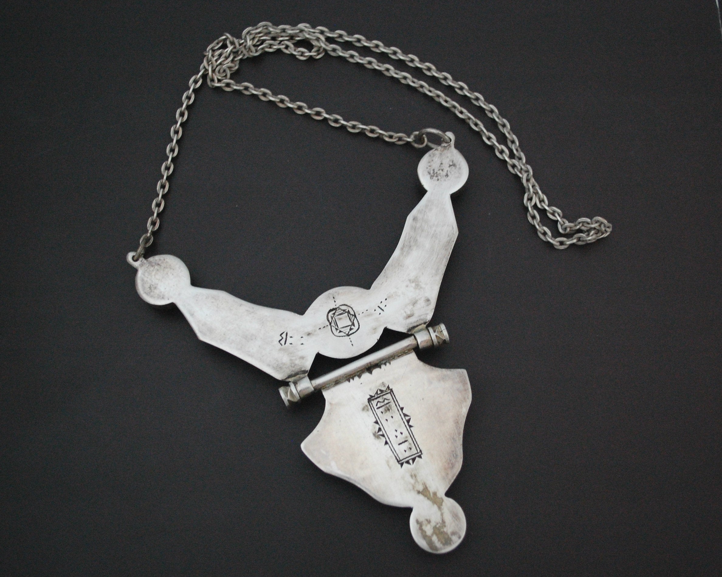 Tuareg Blue Beads Carved Pendant Necklace