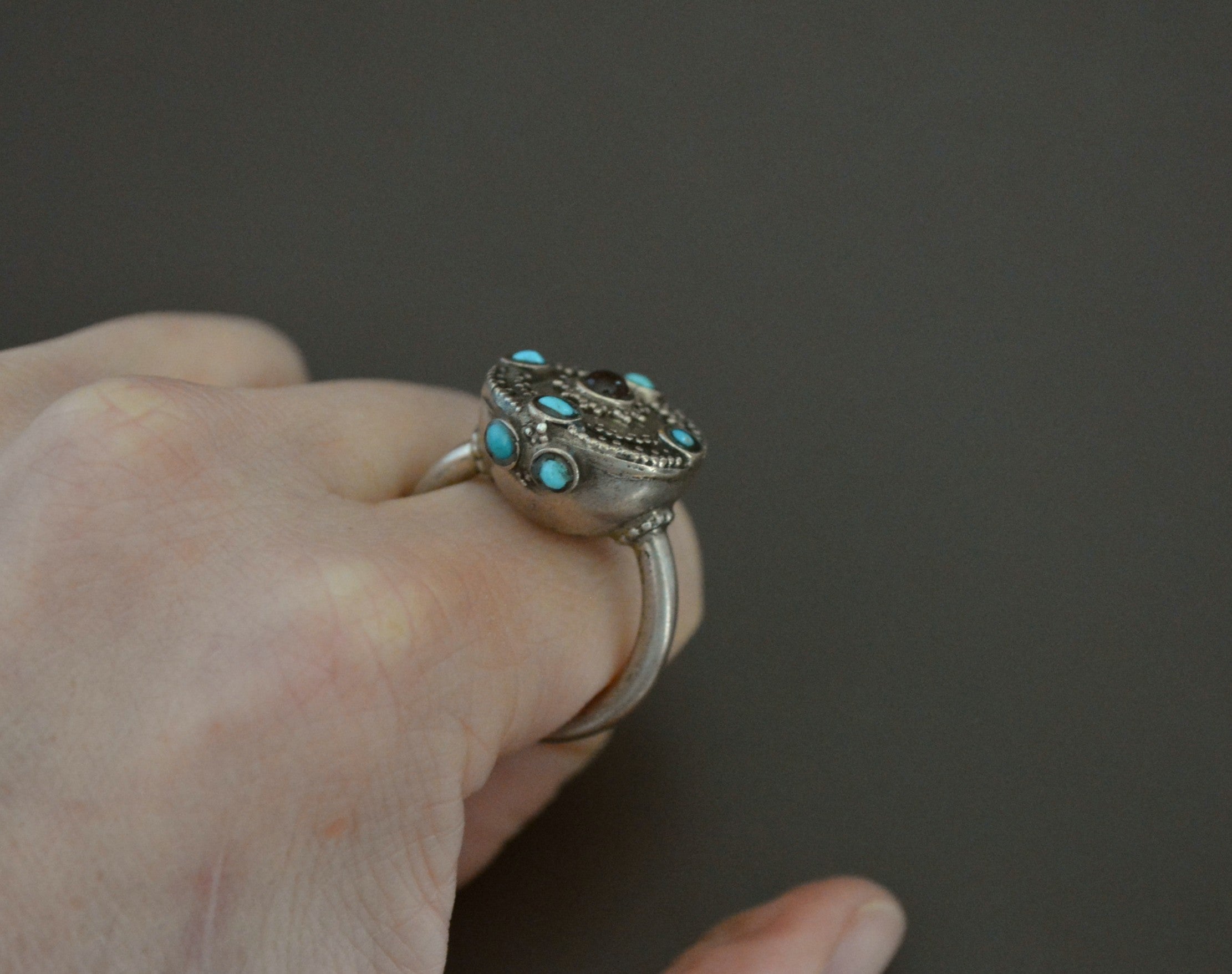 Central Asian Turquoise Garnet Silver Ring - Size 8