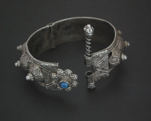 Yemeni Bedouin Hinged Silver Bracelet with Blue Glass