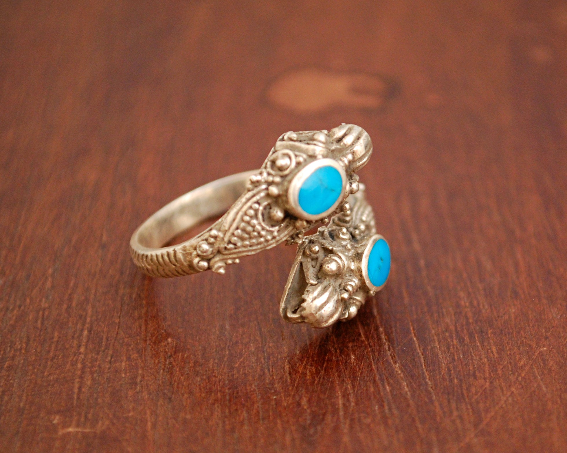Double Dragon Turquoise Ring from Bali - Adjustable Size