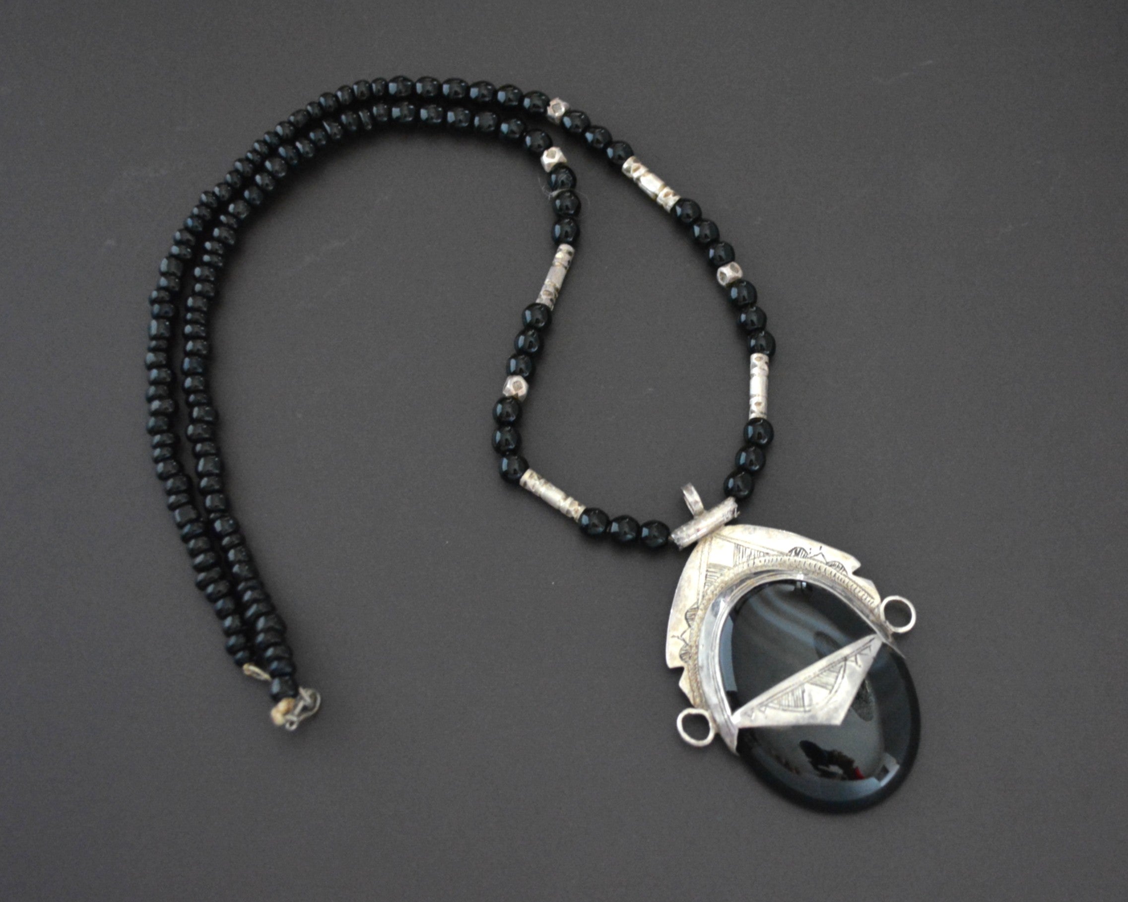 Tuareg Agate Silver Pendant Necklace