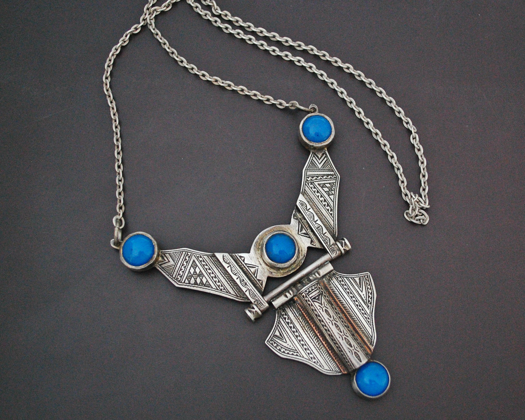 Tuareg Blue Beads Carved Pendant Necklace