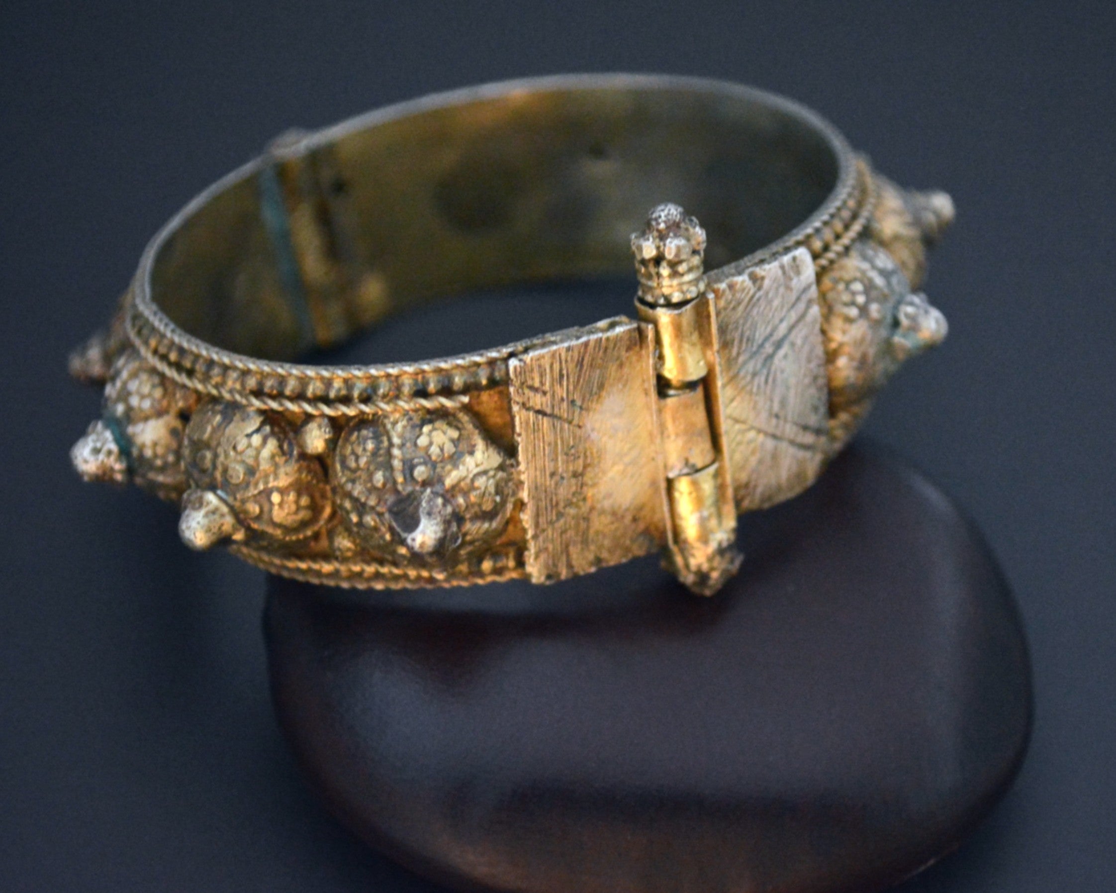 Yemeni Bedouin Gilded Silver Bracelet - Hinged - Small Size