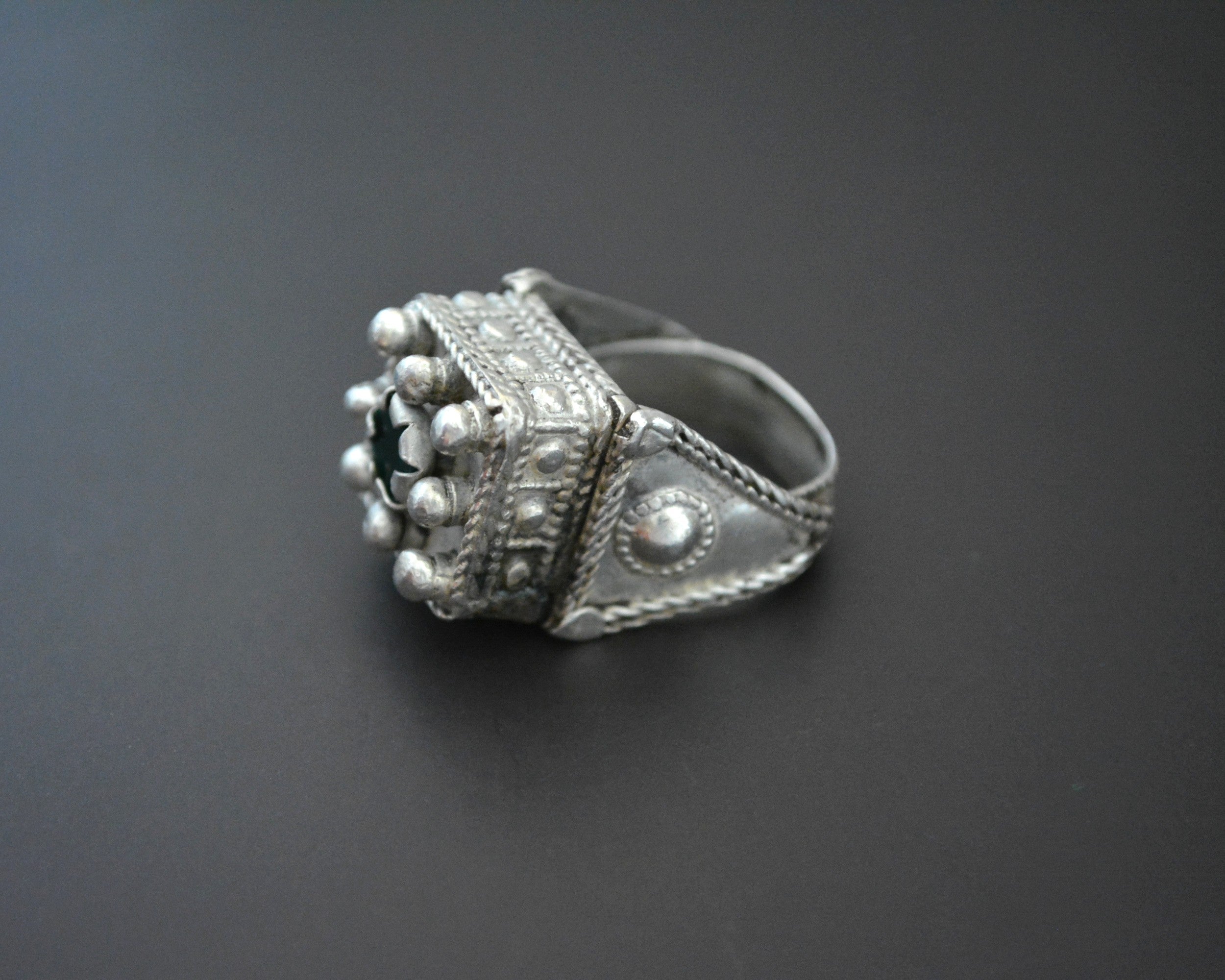 Pashtun Silver Ring with Glass - Size 7