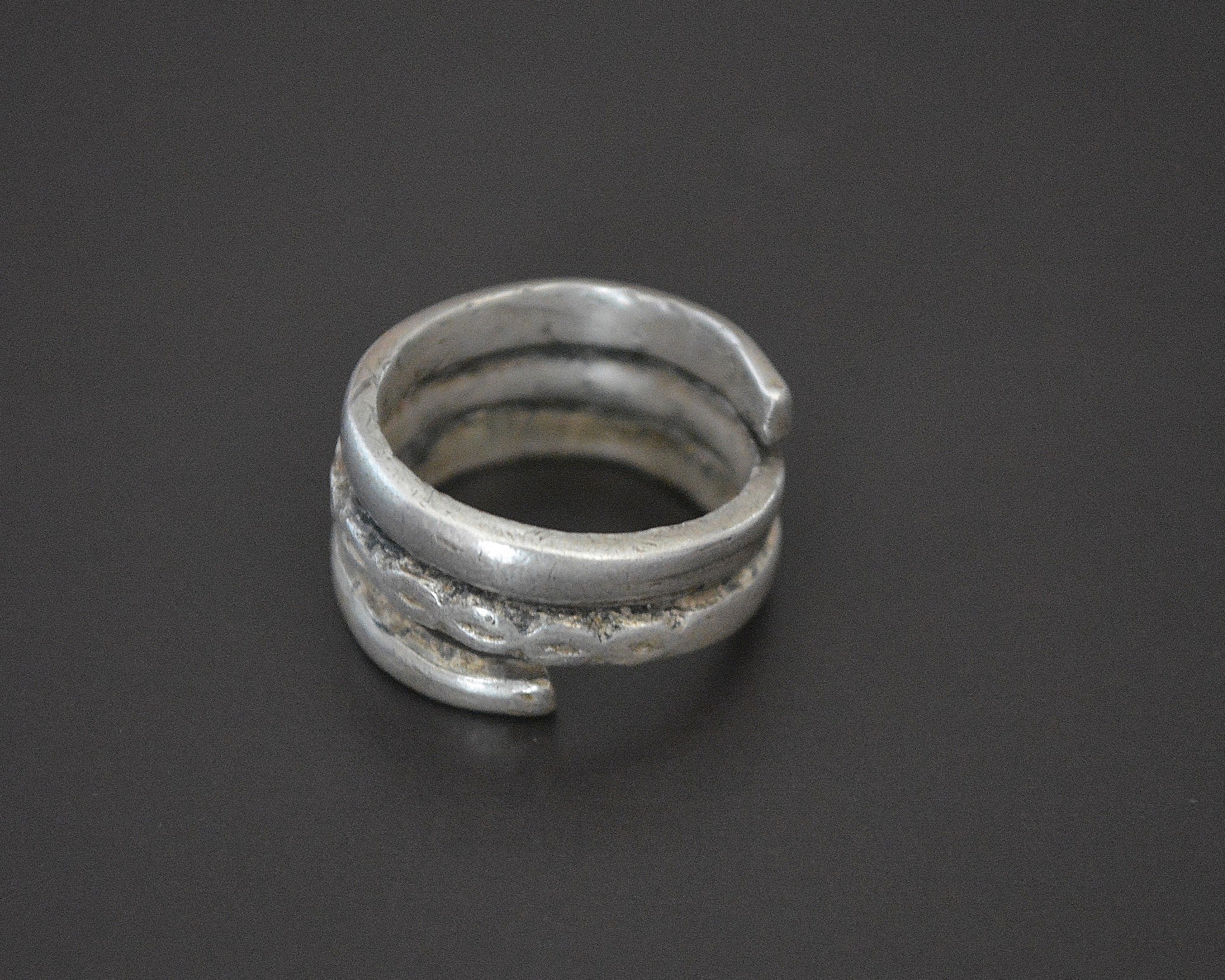 Old Coil Ring from India - Size 4.5