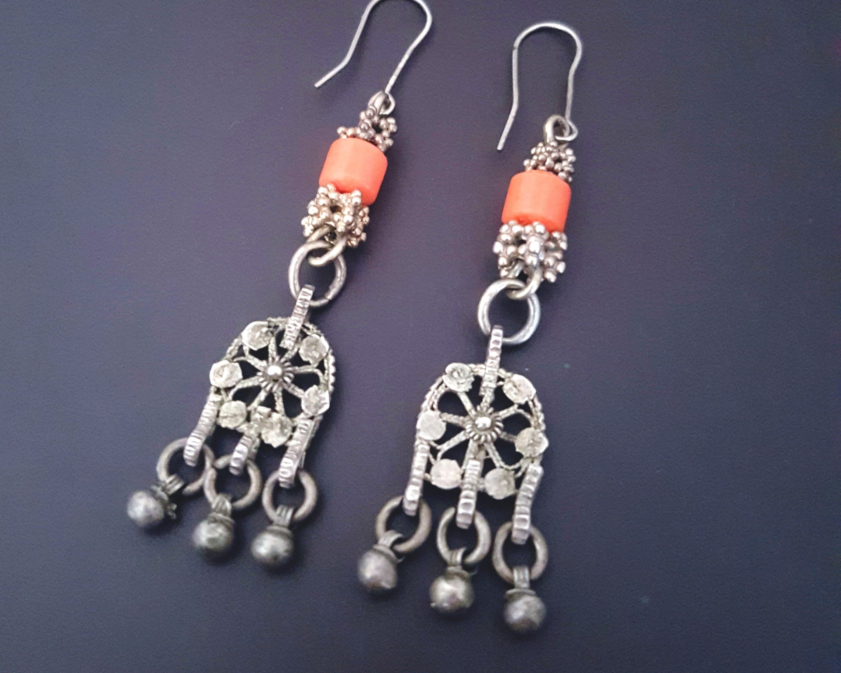 Yemeni Filigree Dangle Earrings