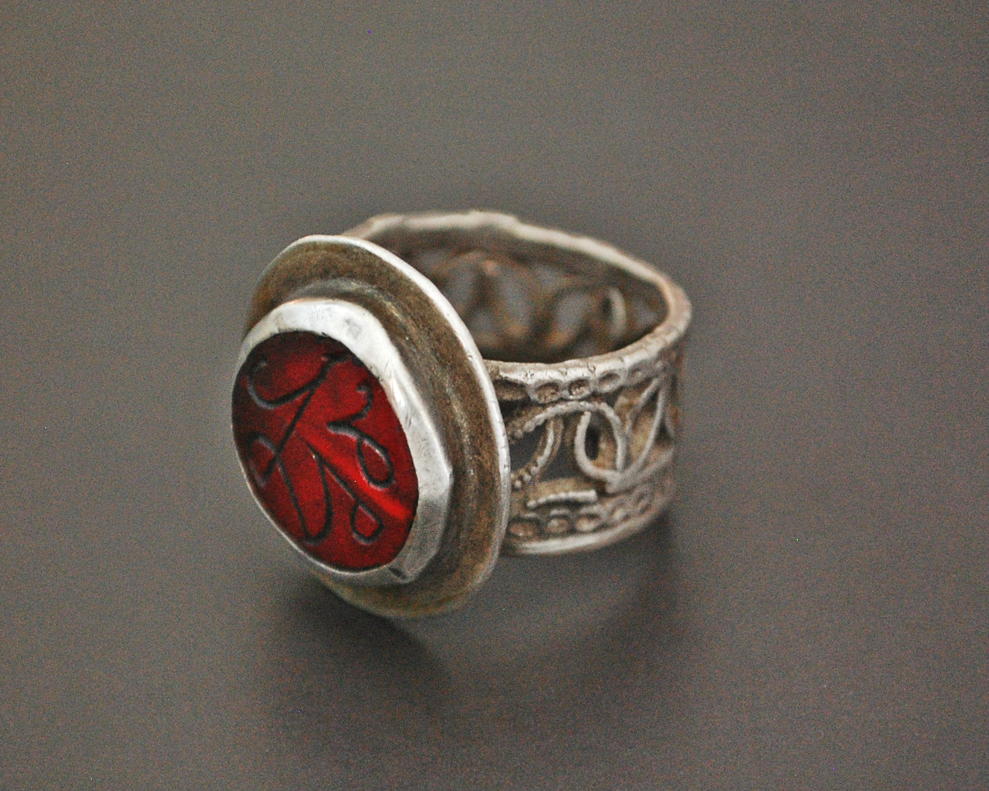 Afghani Silver Ring with Red Glass and Ornate Band - Size 7.5