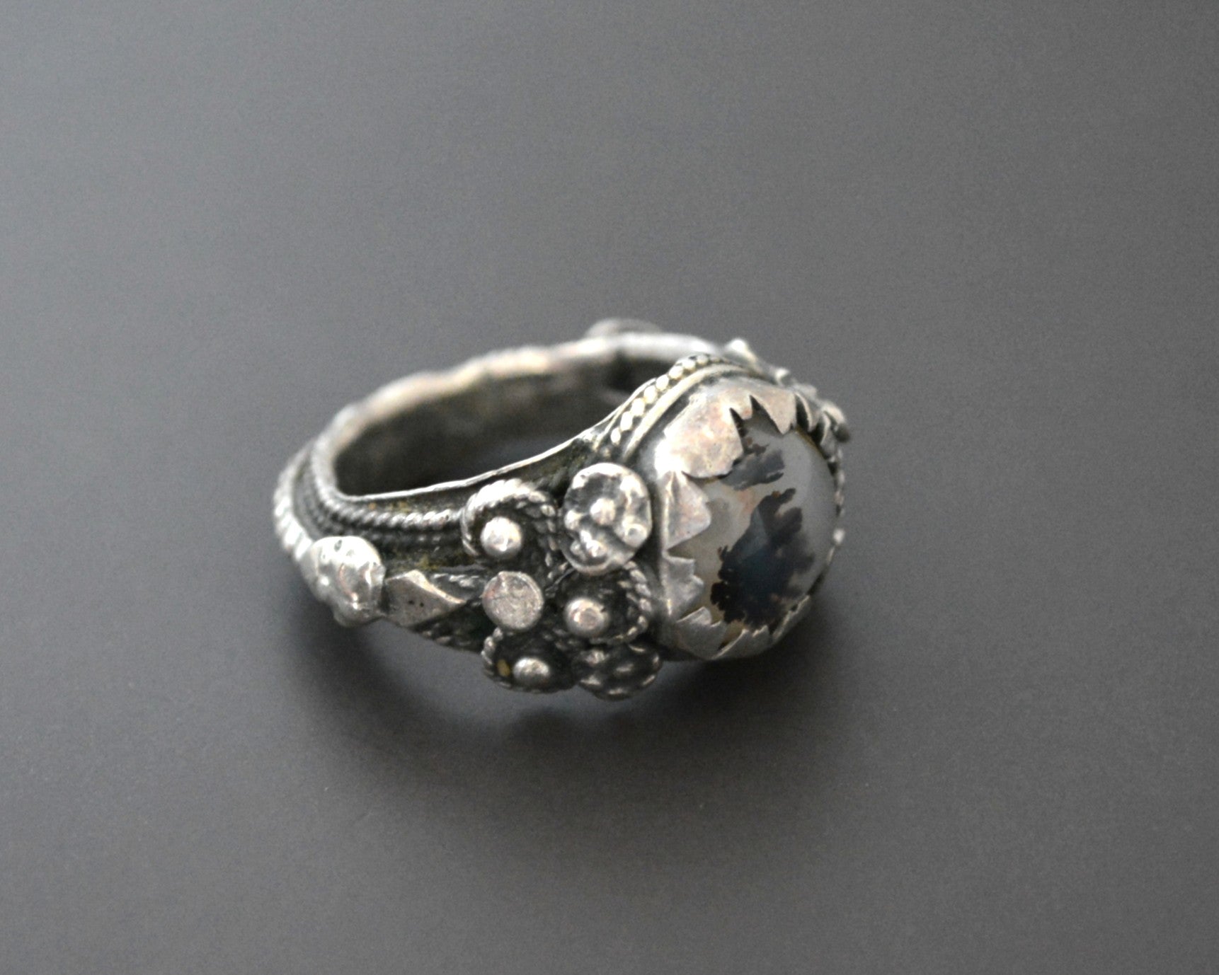 Antique Yemeni Agate Ring - Size 7