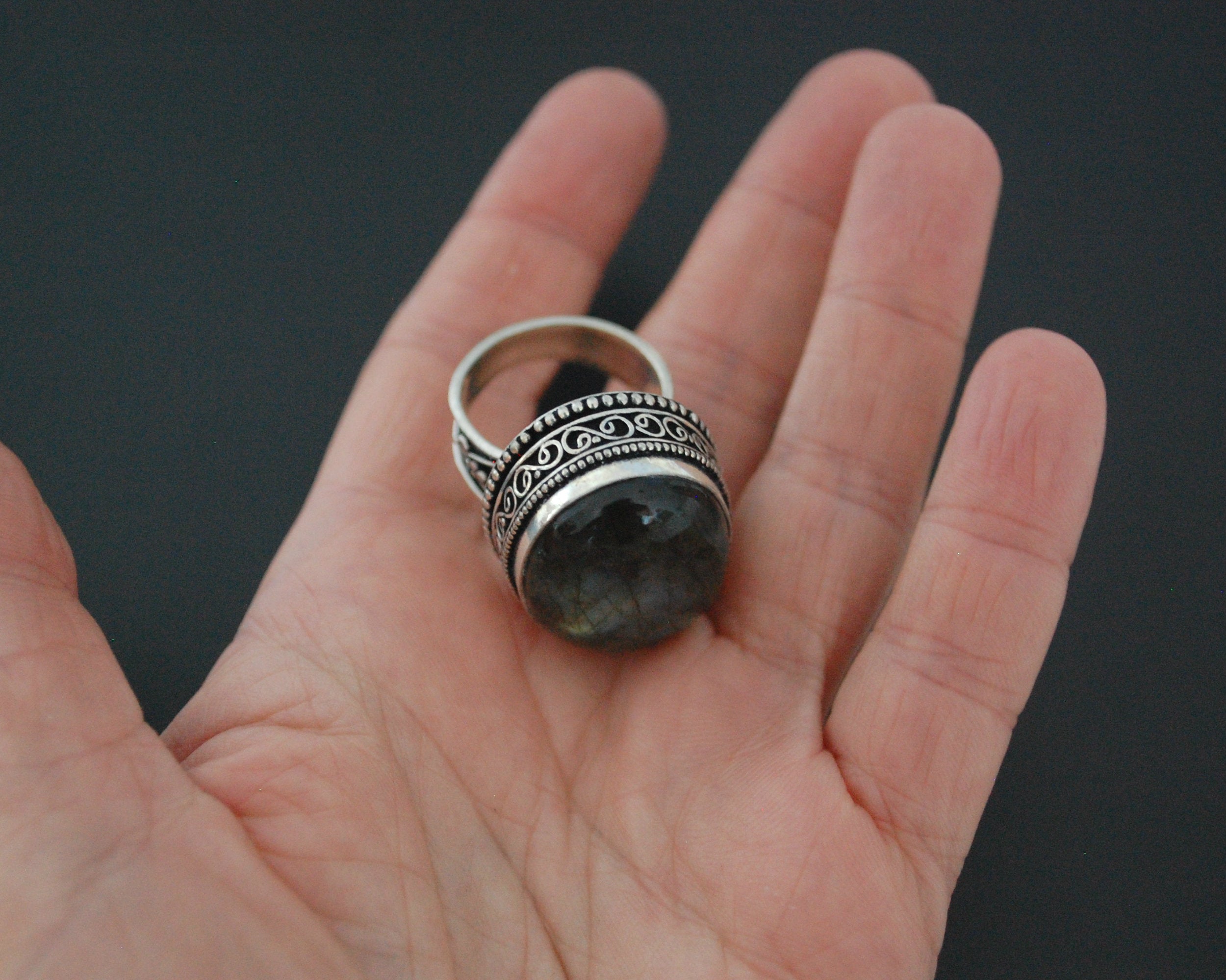 Bold Sterling Silver Labradorite Ring - Size 8.75