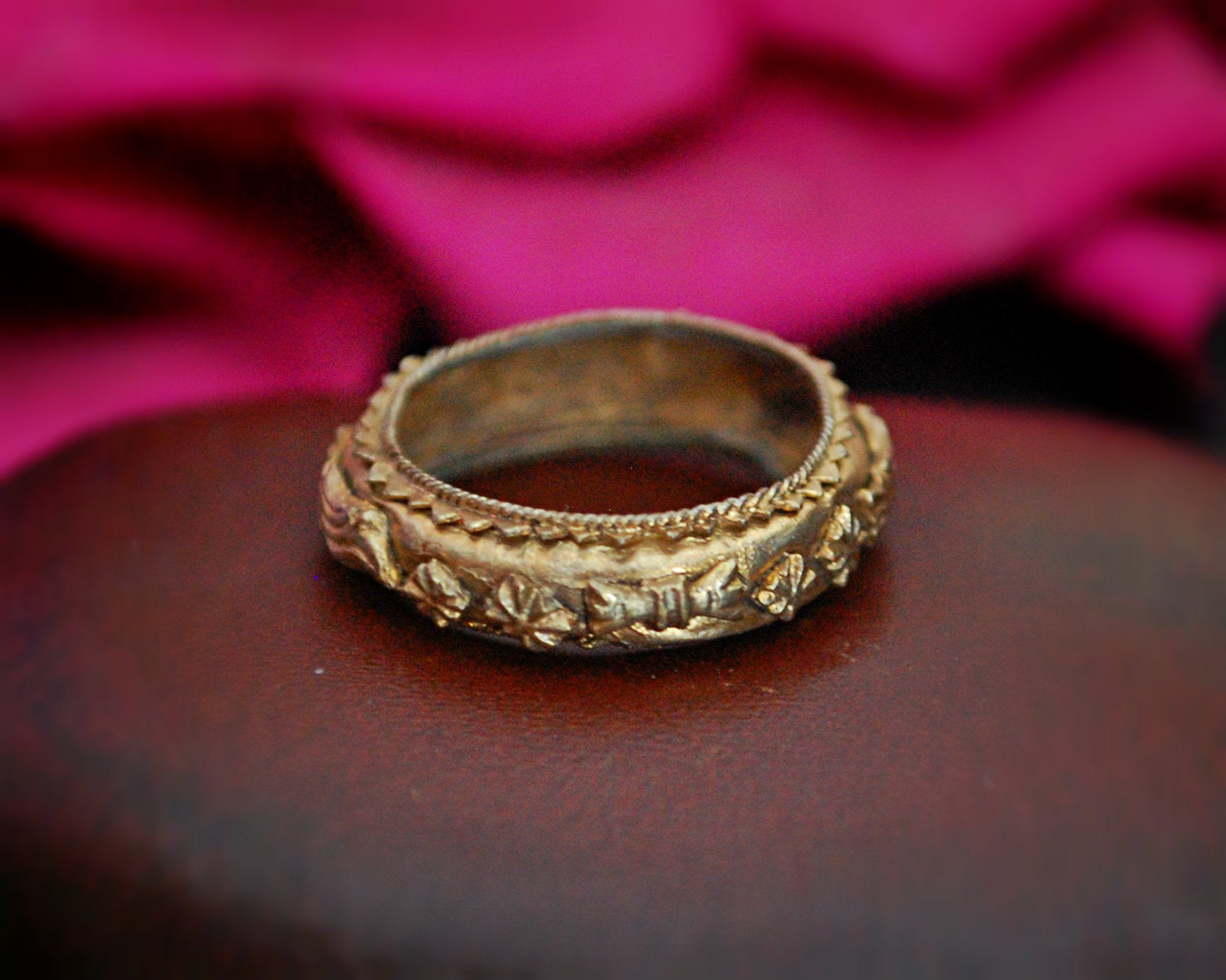 Indonesian Gilded Band Ring - Size 5.5