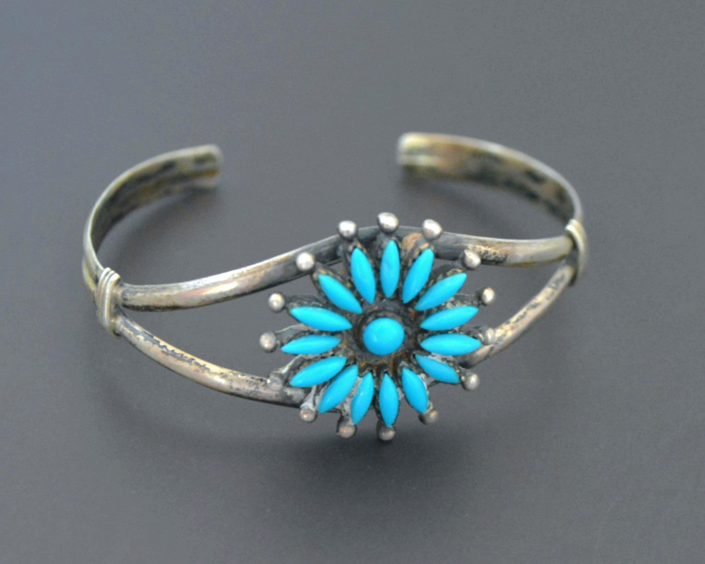 Zuni Cluster Turquoise Cuff Bracelet - SMALL