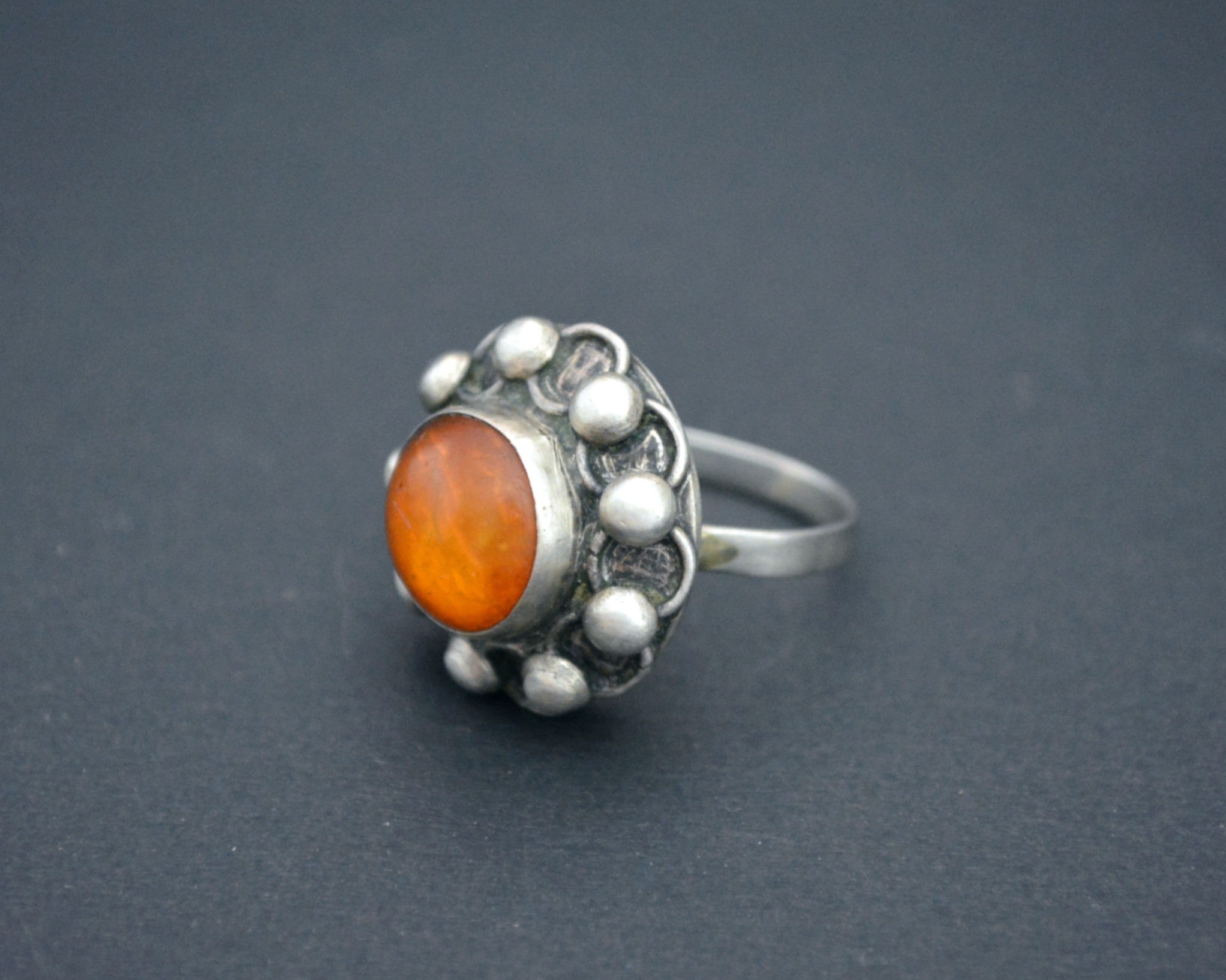 Ethnic Older Amber Ring - Size 7.5