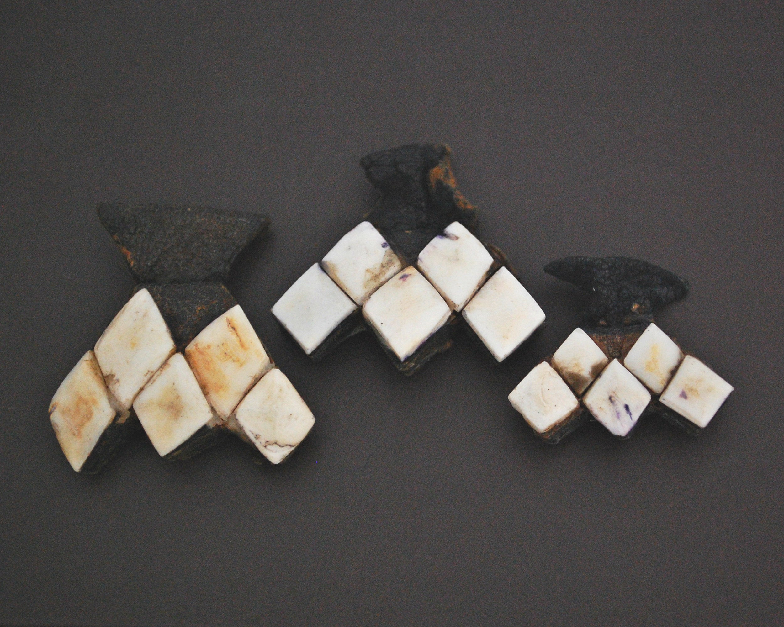 Small Tuareg Shell Khomeissa Pendants - Set of Three
