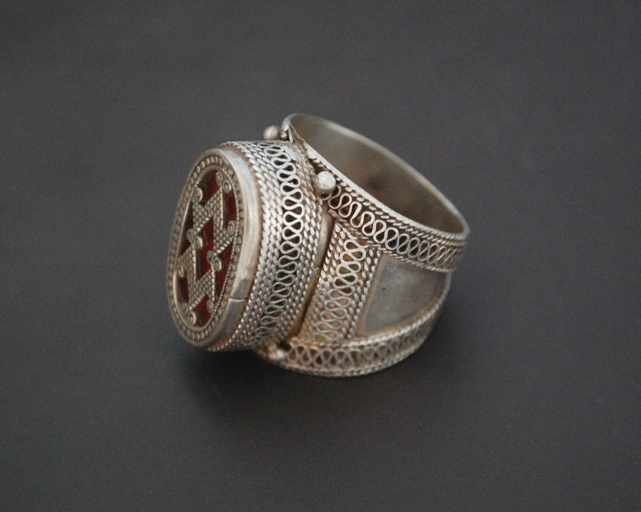 Vintage Kazakh Silver Ring - Size 9.25