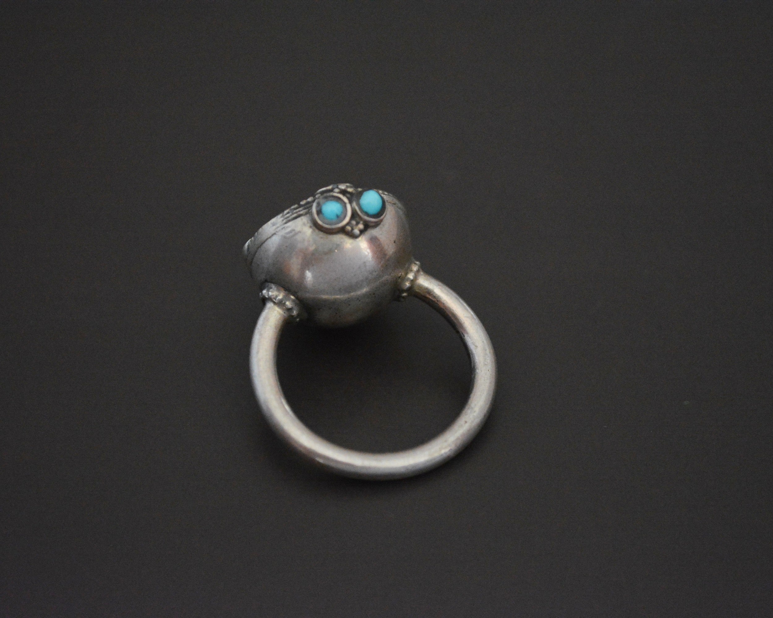 Central Asian Turquoise Garnet Silver Ring - Size 8
