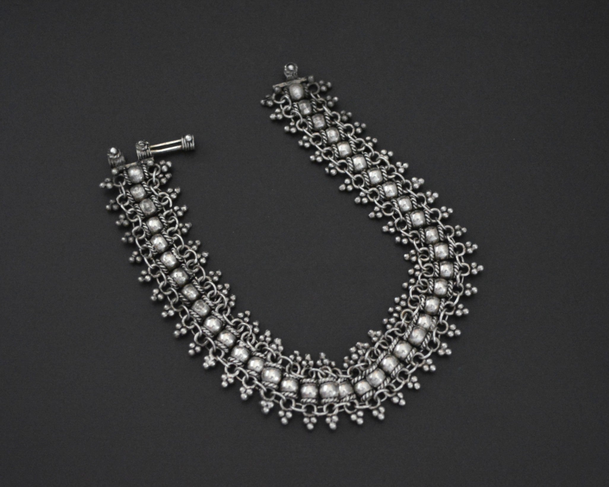 Ethnic Link Bracelet with Pin