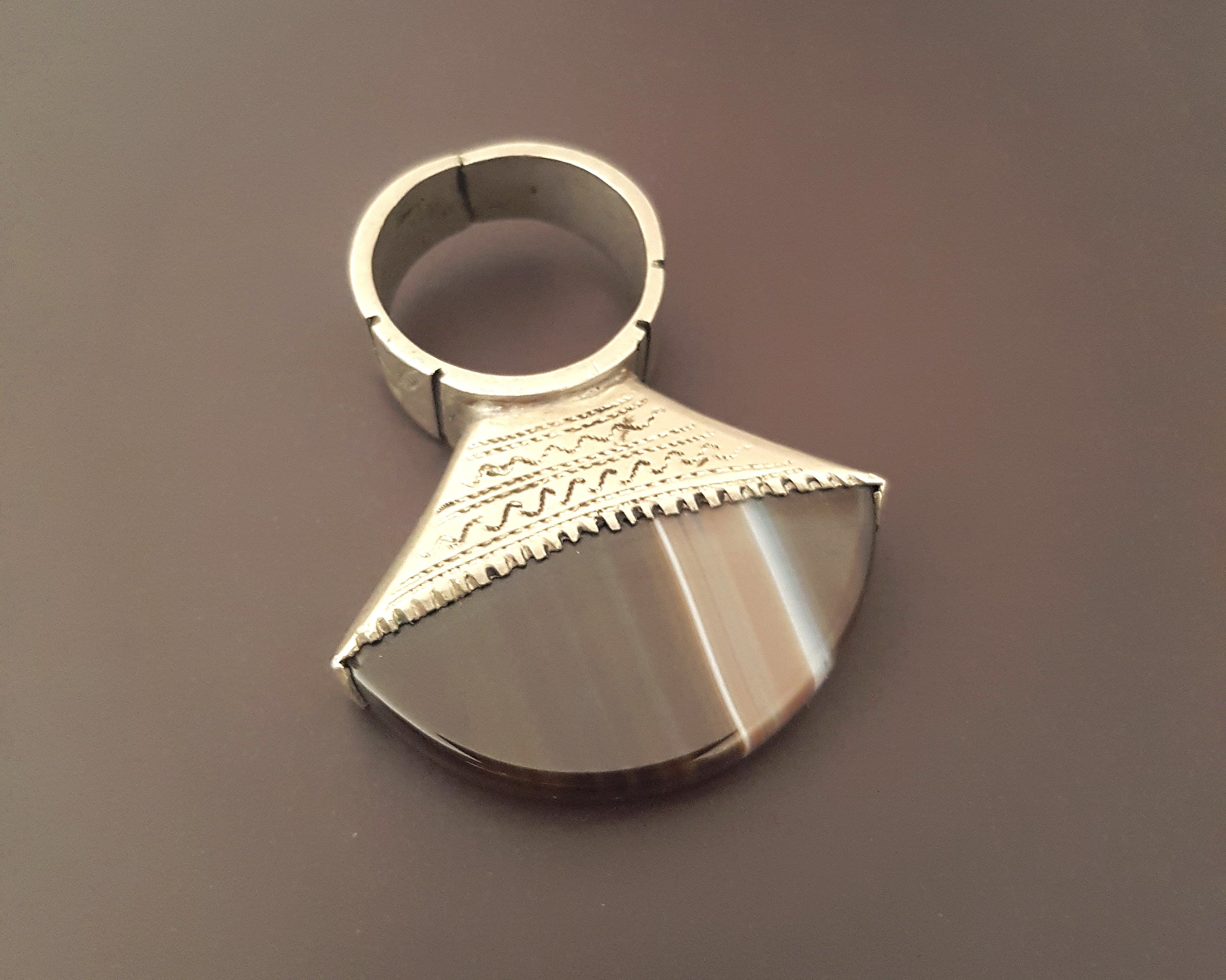 Tuareg Agate Tisek Silver Ring - Size 8
