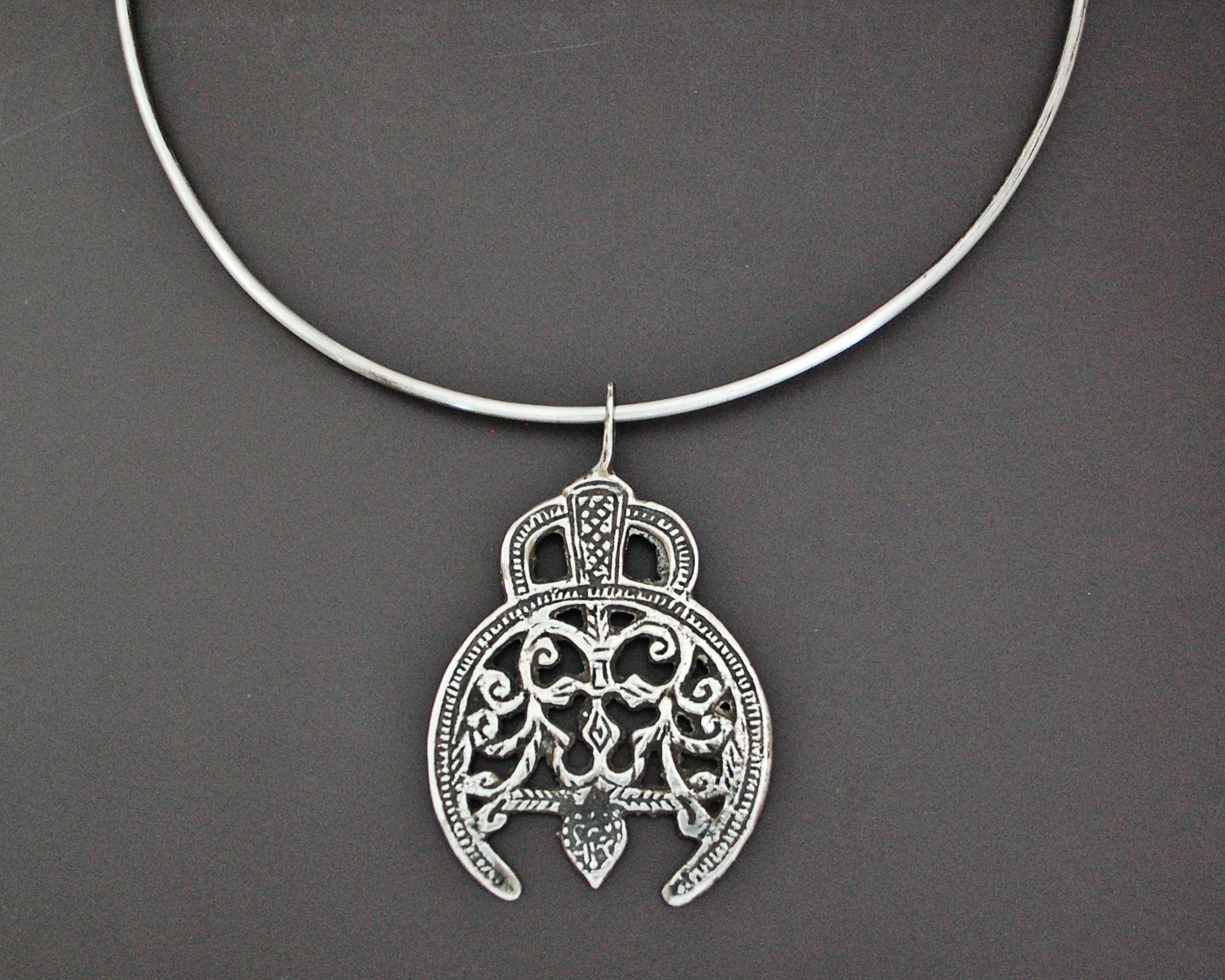Libyan Salhat Pendant on Silver Neckring