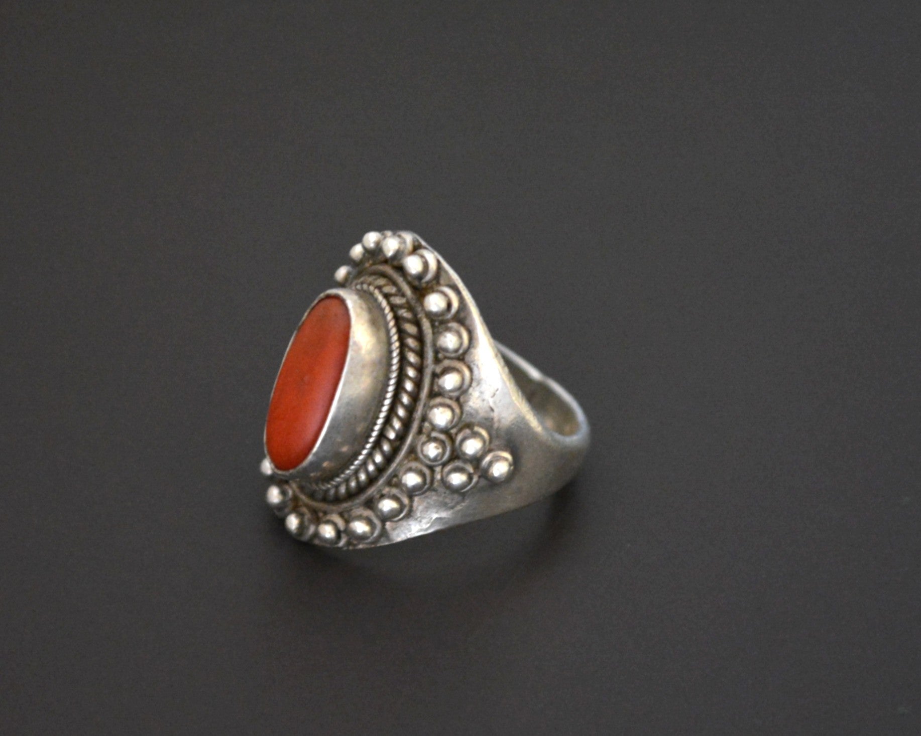 Vintage Nepali Coral Sterling Silver Ring - Size 7
