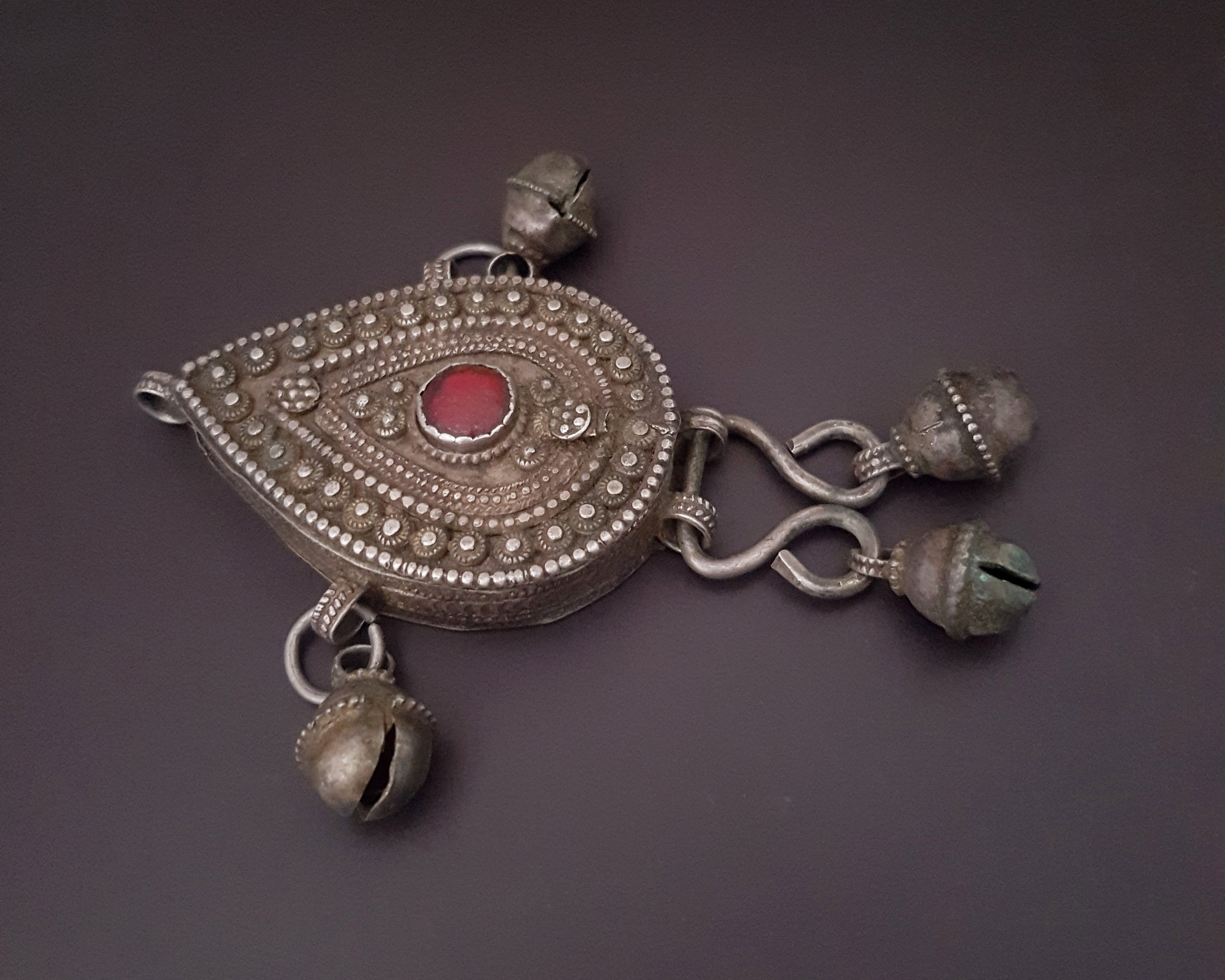 Yemeni Openable Box Pendant with Bells