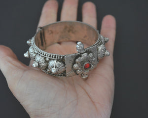 Yemeni Bedouin Silver Bracelet with Red Bead - Hinged - Small Size