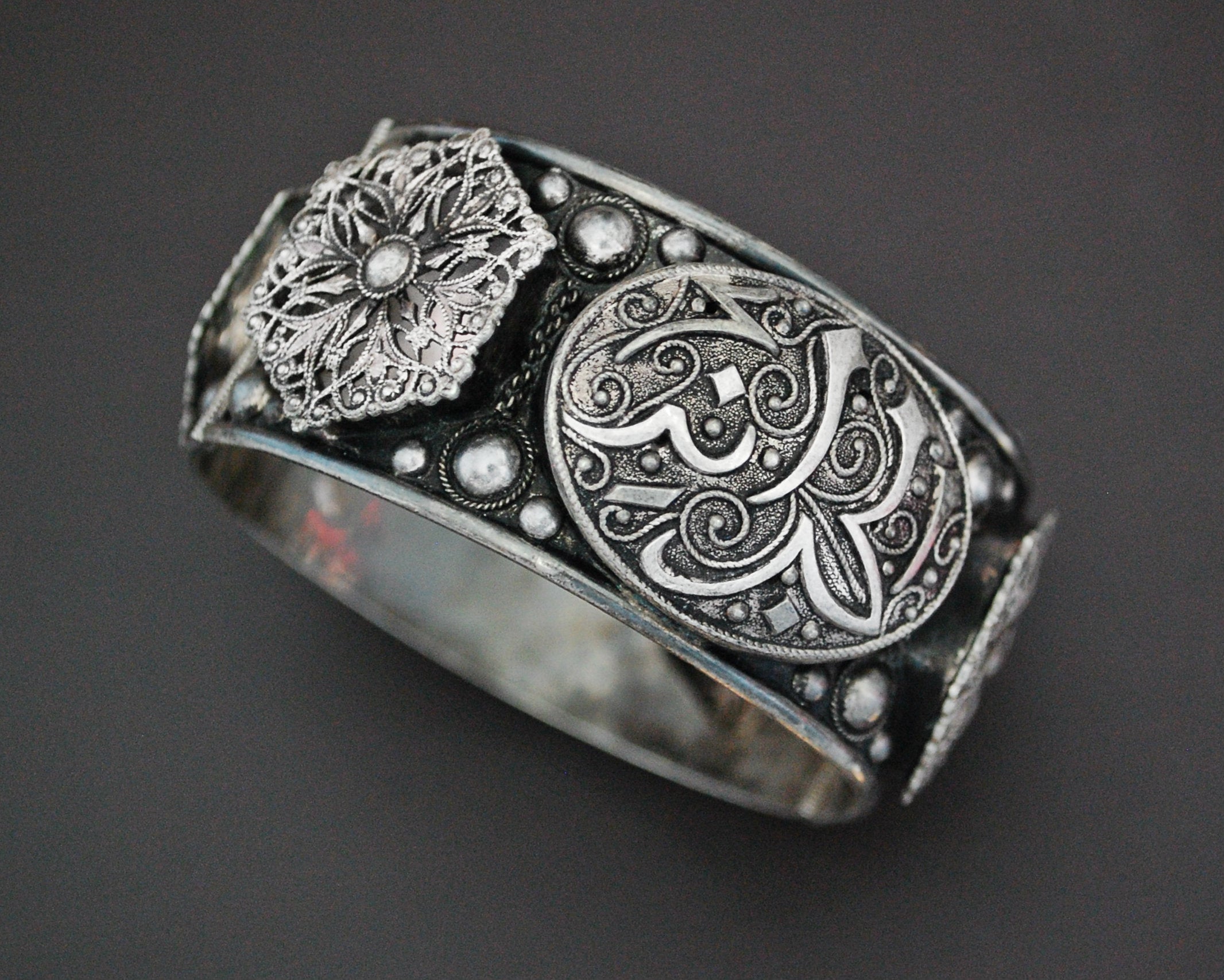 Tunisian Calligraphy Hinged Bracelet