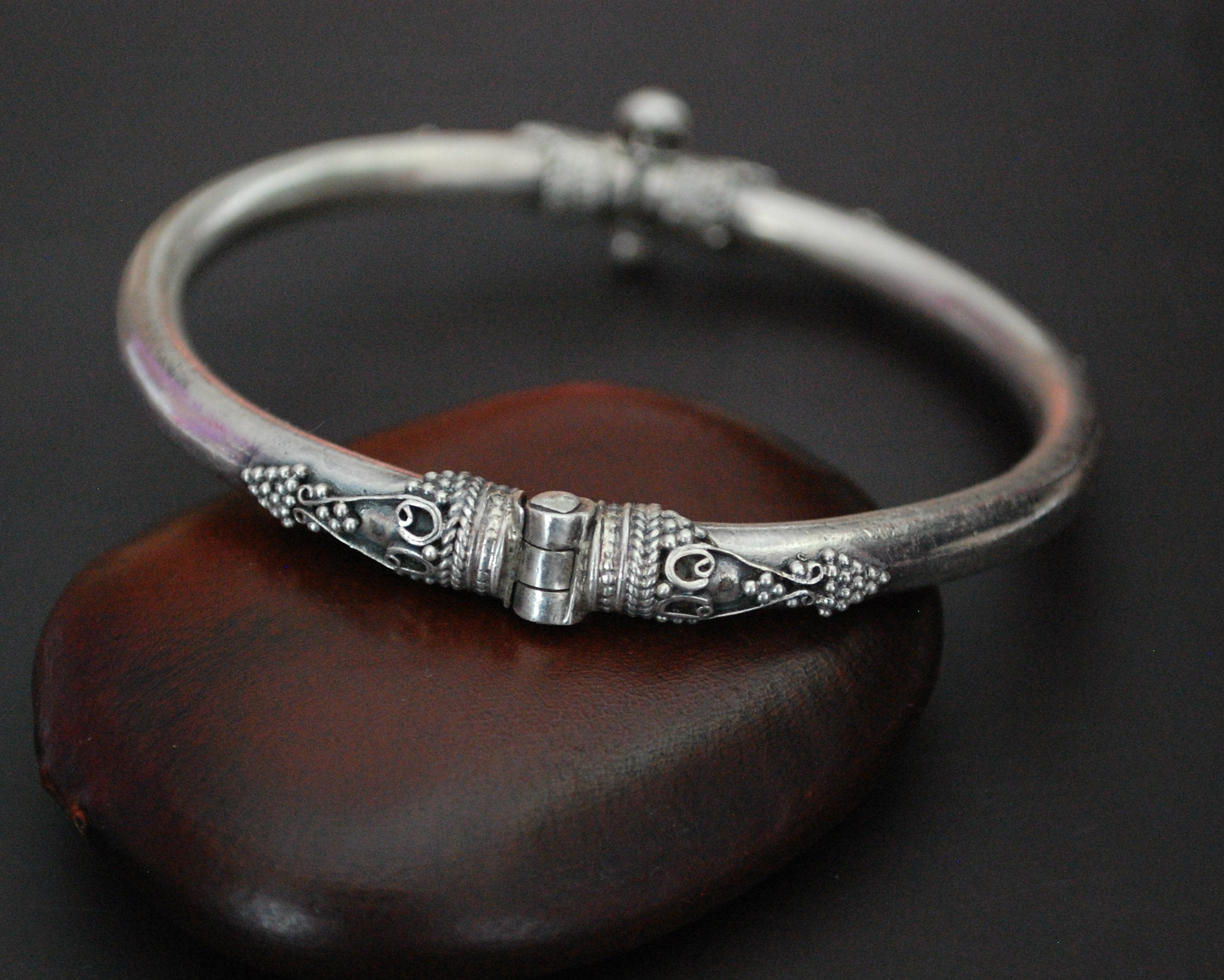 Ethnic Indian Silver Bracelet with Hinge