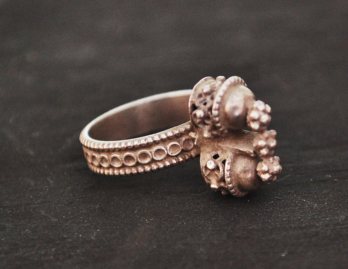 Antique Rajasthani Silver Ring - Size 5.25 β Cosmic Norbu