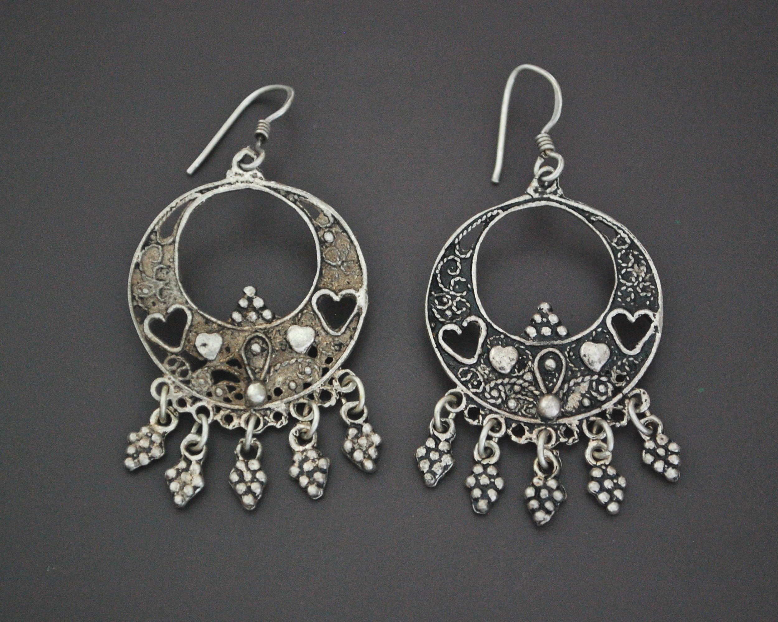 Vintage Filigree Silver Earrings with Heart Motif and Dangles