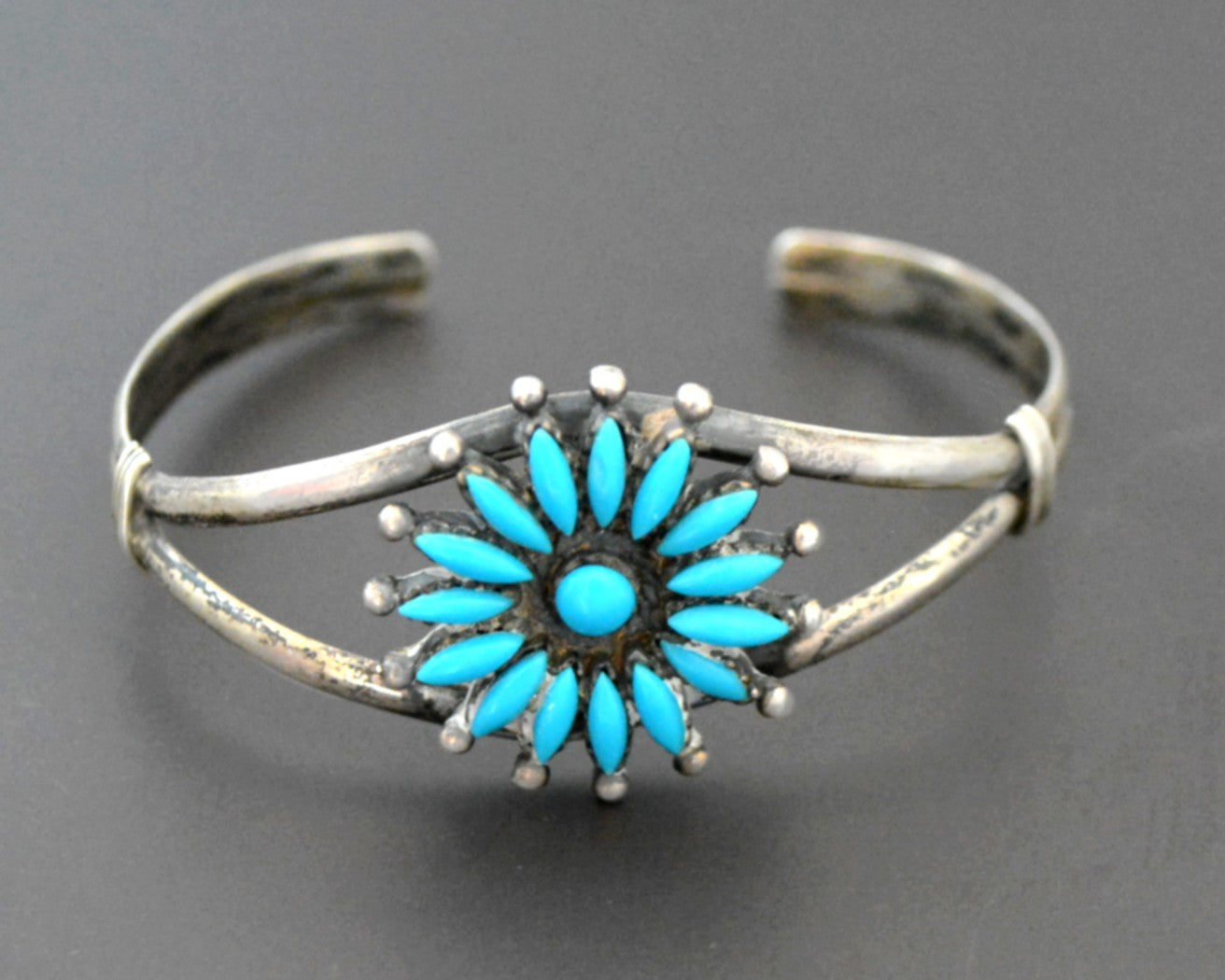 Zuni Cluster Turquoise Cuff Bracelet - SMALL