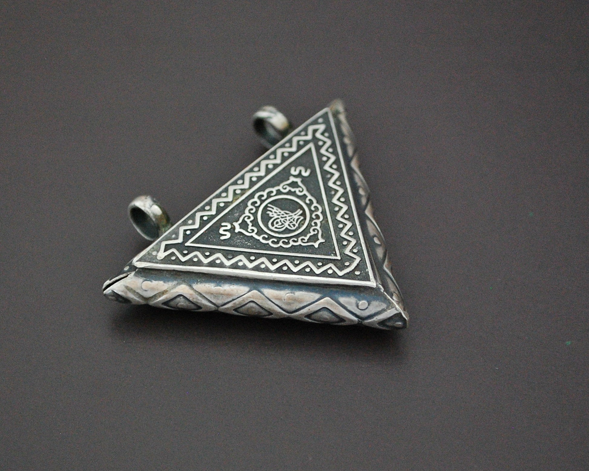 Turkish Openable Silver Box Pendant - Tughra