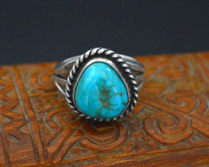 Native American Navajo Turquoise Ring - Size 5.75