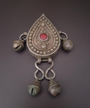 Yemeni Openable Box Pendant with Bells