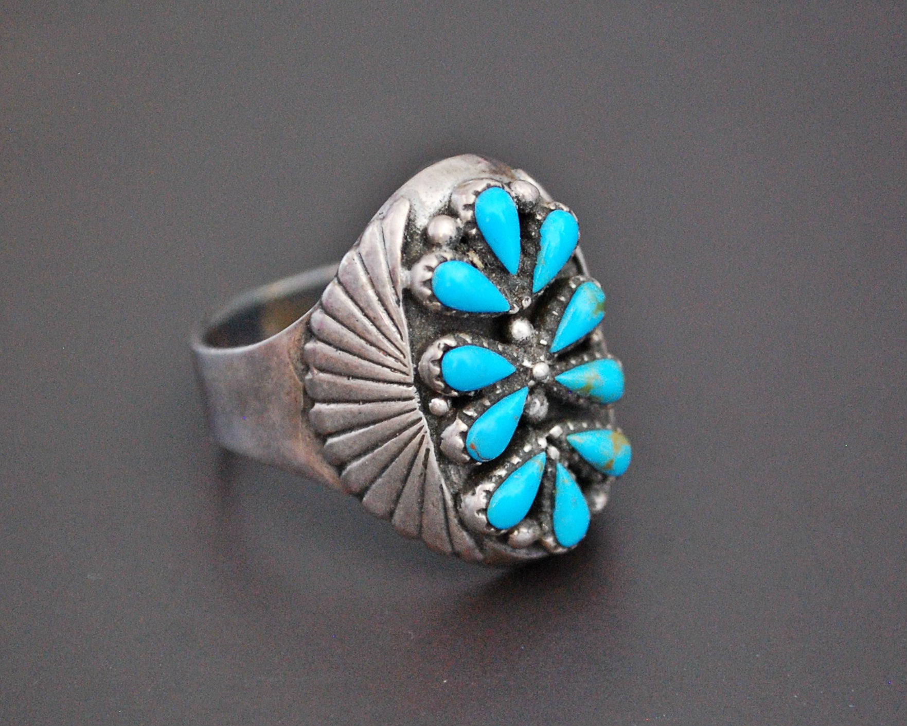 Zuni Petit Point Turquoise Ring - Size 10.5