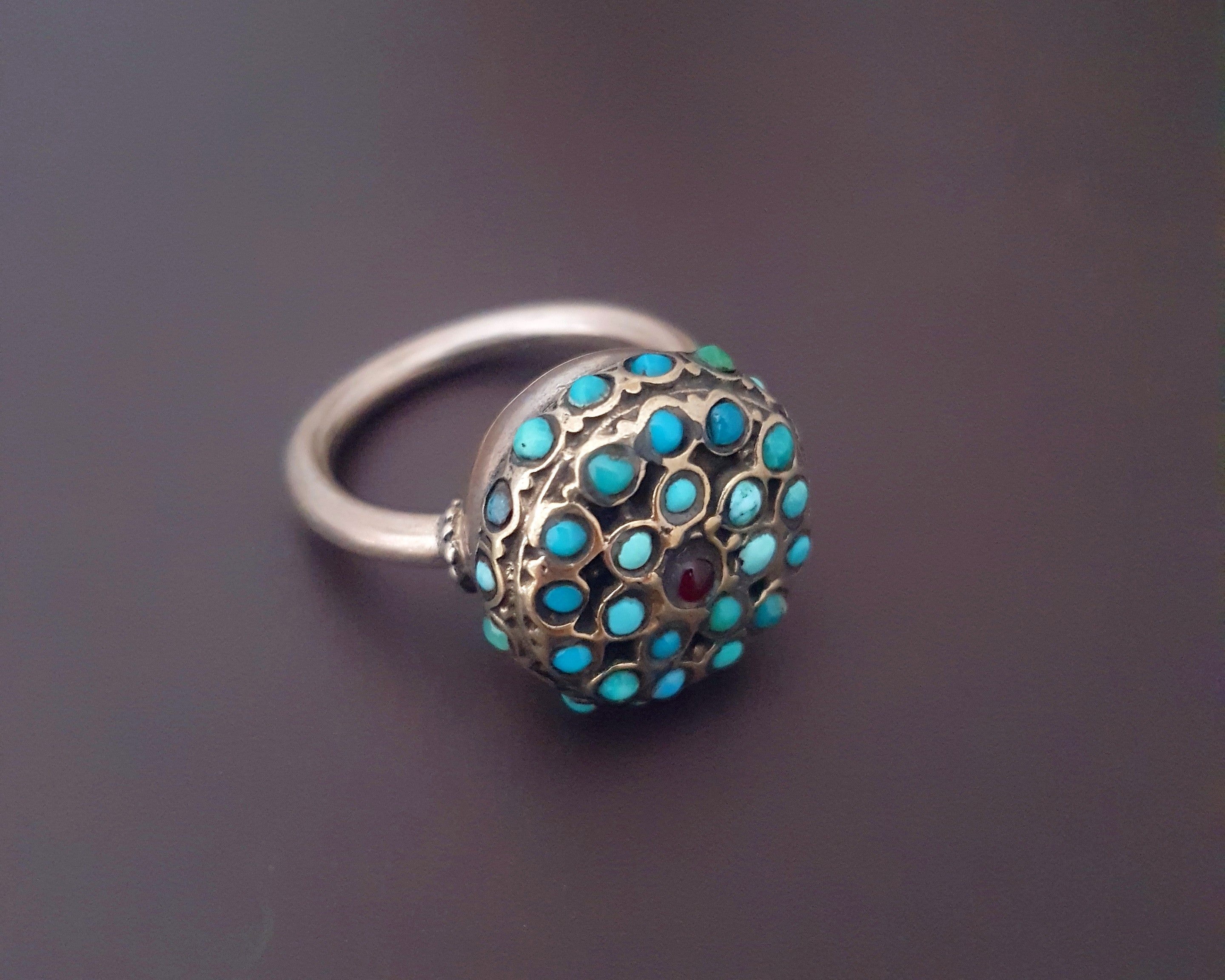 Central Asian Turquoise Garnet Silver Ring - Size 8
