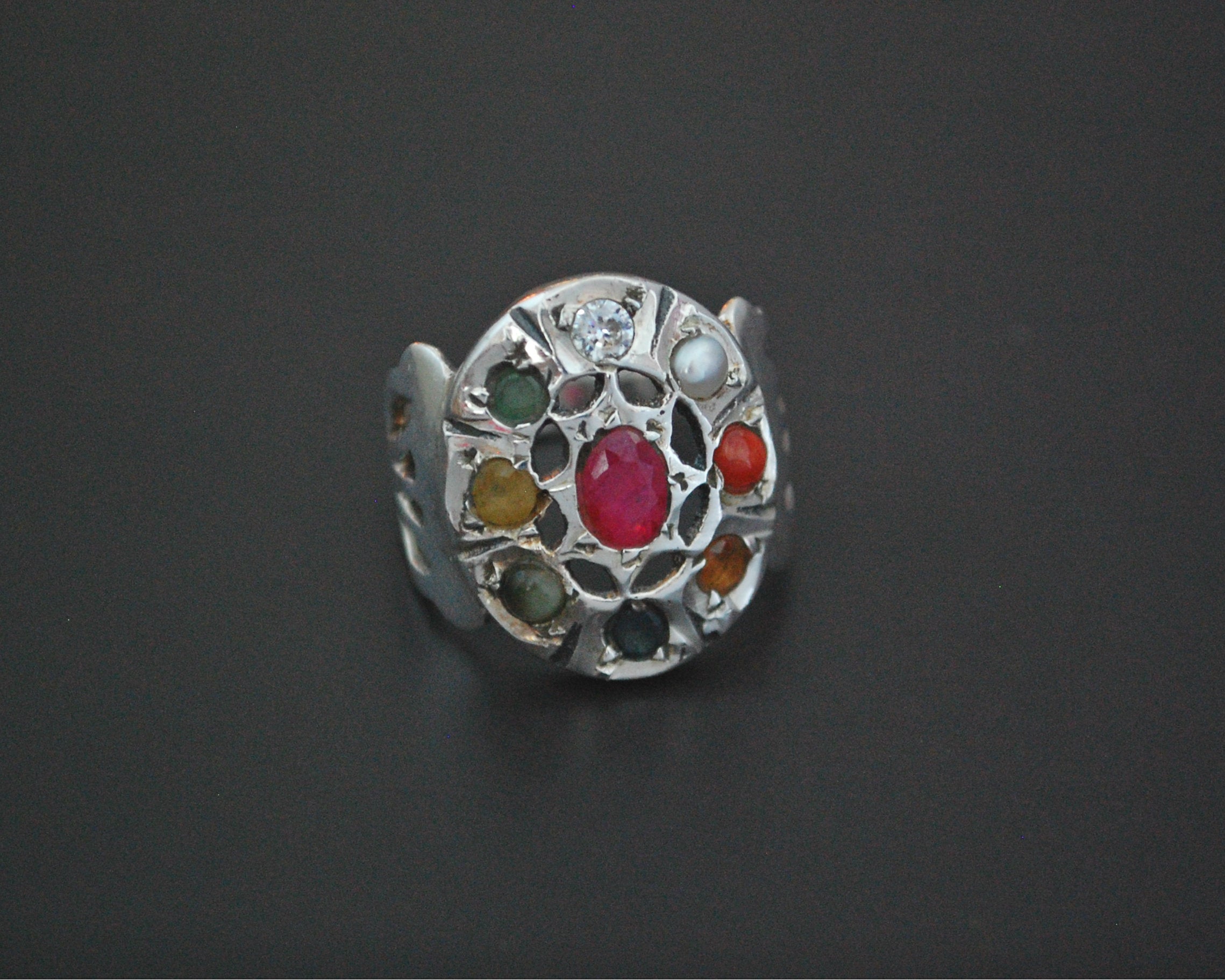 Navaratna Indian Astrology Ring - Size 7.5