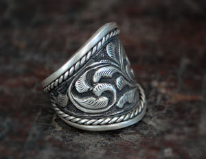 Ethnic Band Ring from India - Size 7+