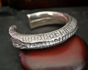 Old Hill Tribe Silver Cuff Bracelet - XS