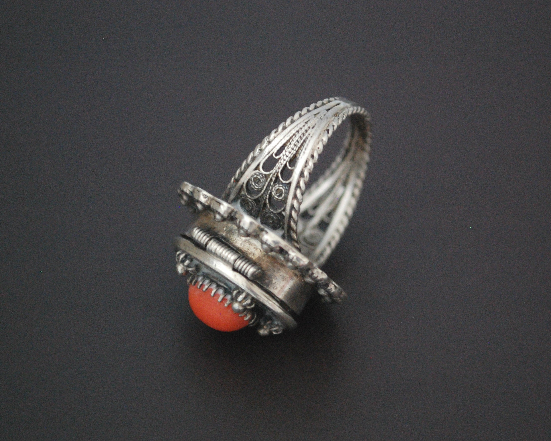 Vintage Coral Filigree Poison Ring - Size 7