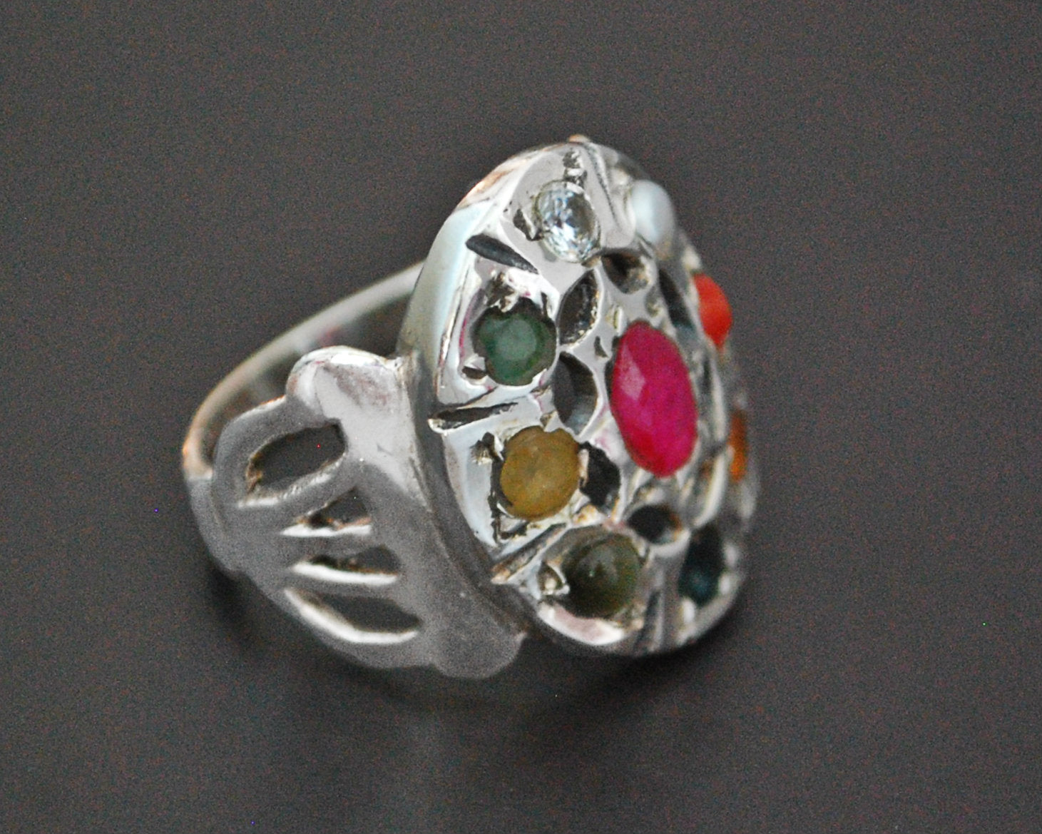 Navaratna Indian Astrology Ring - Size 7.5