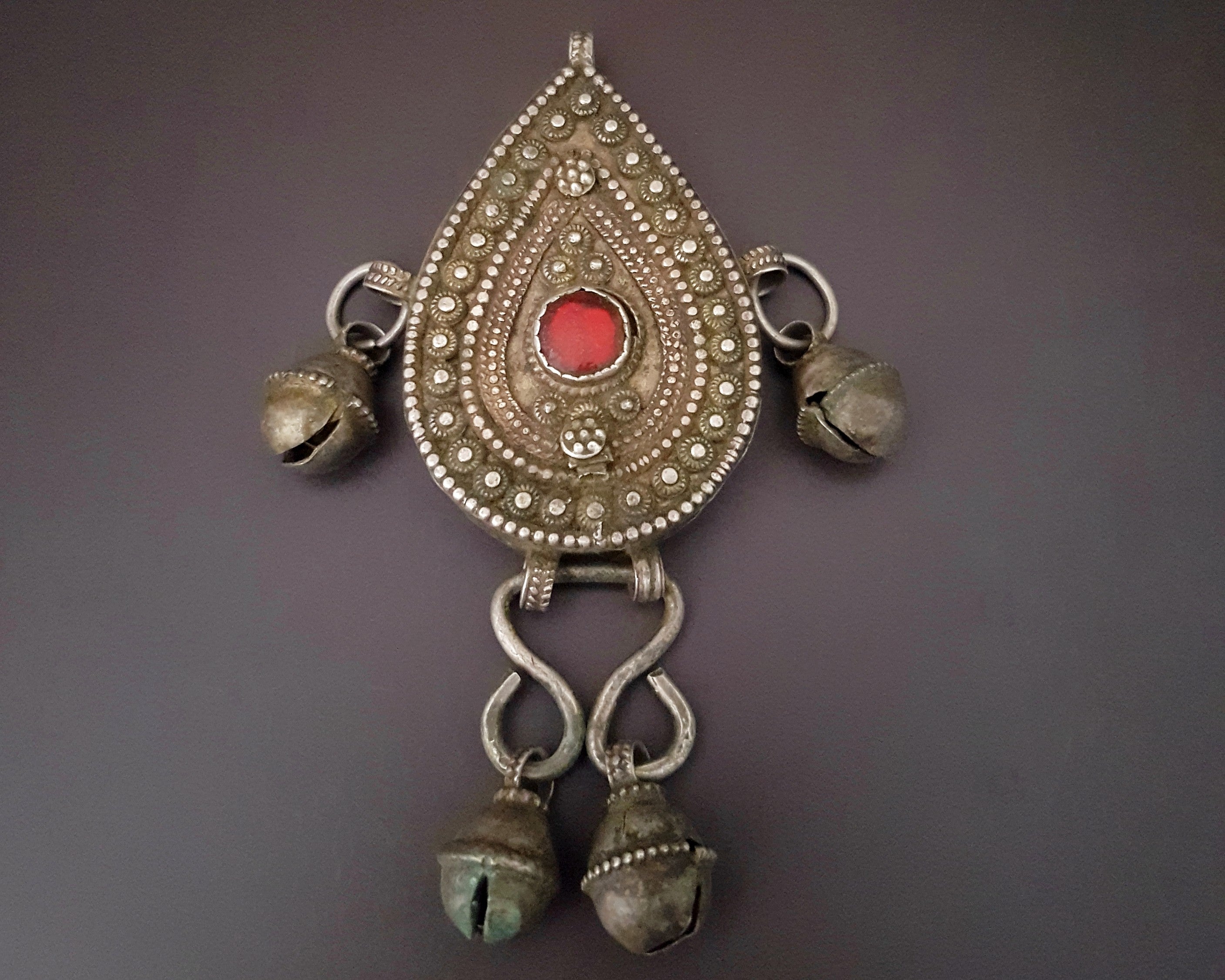 Yemeni Openable Box Pendant with Bells