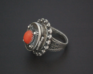 Vintage Coral Filigree Poison Ring - Size 7