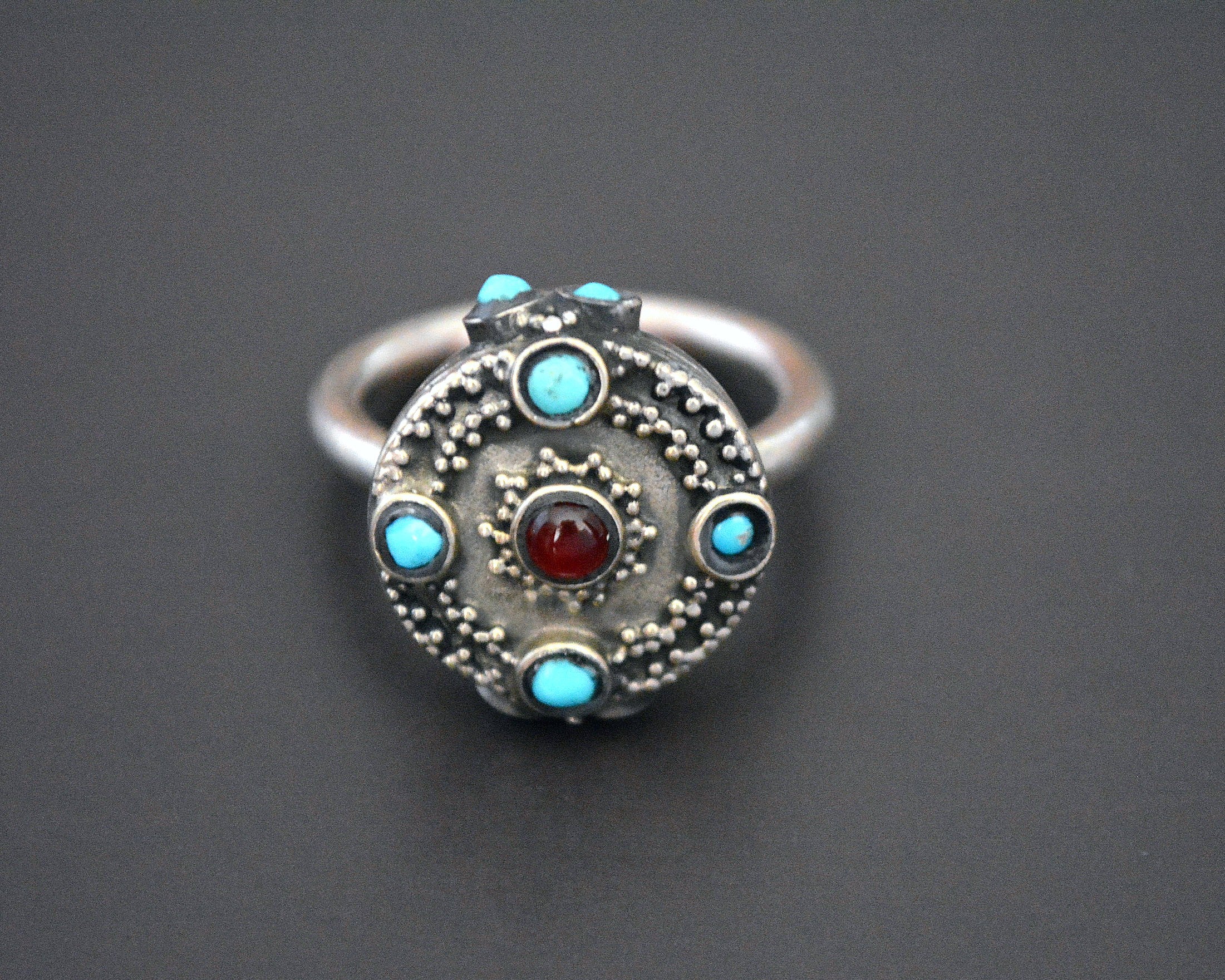 Central Asian Turquoise Garnet Silver Ring - Size 8