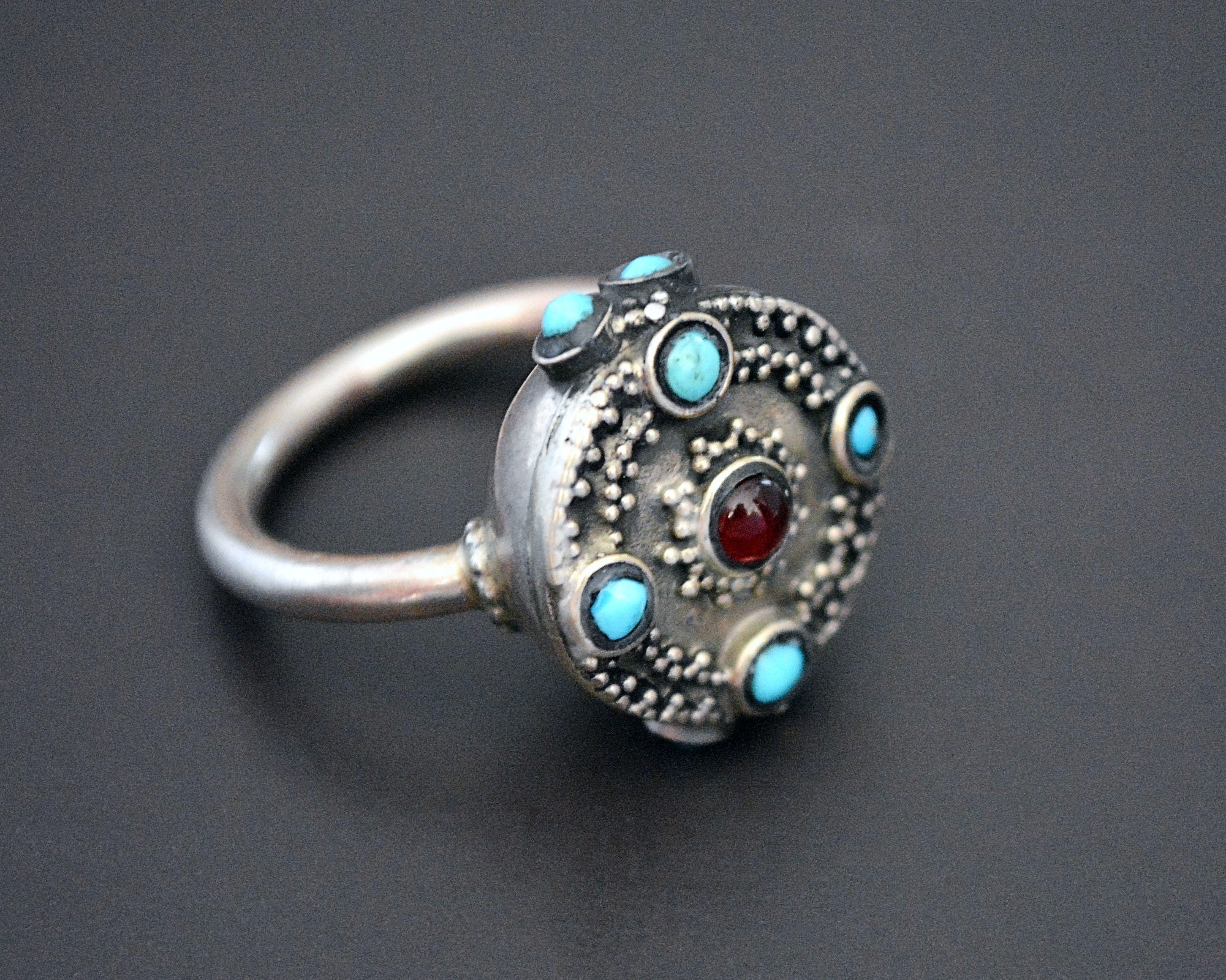 Central Asian Turquoise Garnet Silver Ring - Size 8