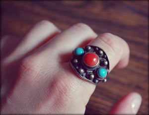 Antique Chinese Coral and Turquoise Ring - Size 8 - Antique Chinese Ring - Ethnic Chinese Ring - Antique Coral Ring - Old Chinese Ring