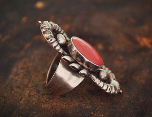 Vintage Afghani Coral Ring - Size 8