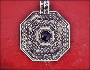Egypt Pendant with Onyx