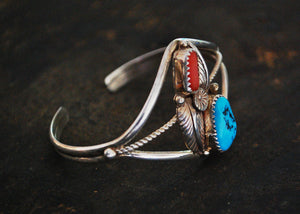 Native American Navajo Cuff Bracelet with Coral, Turquiose, Flower and Leaf - Navajo Bracelet - Navajo Jewelry - XS