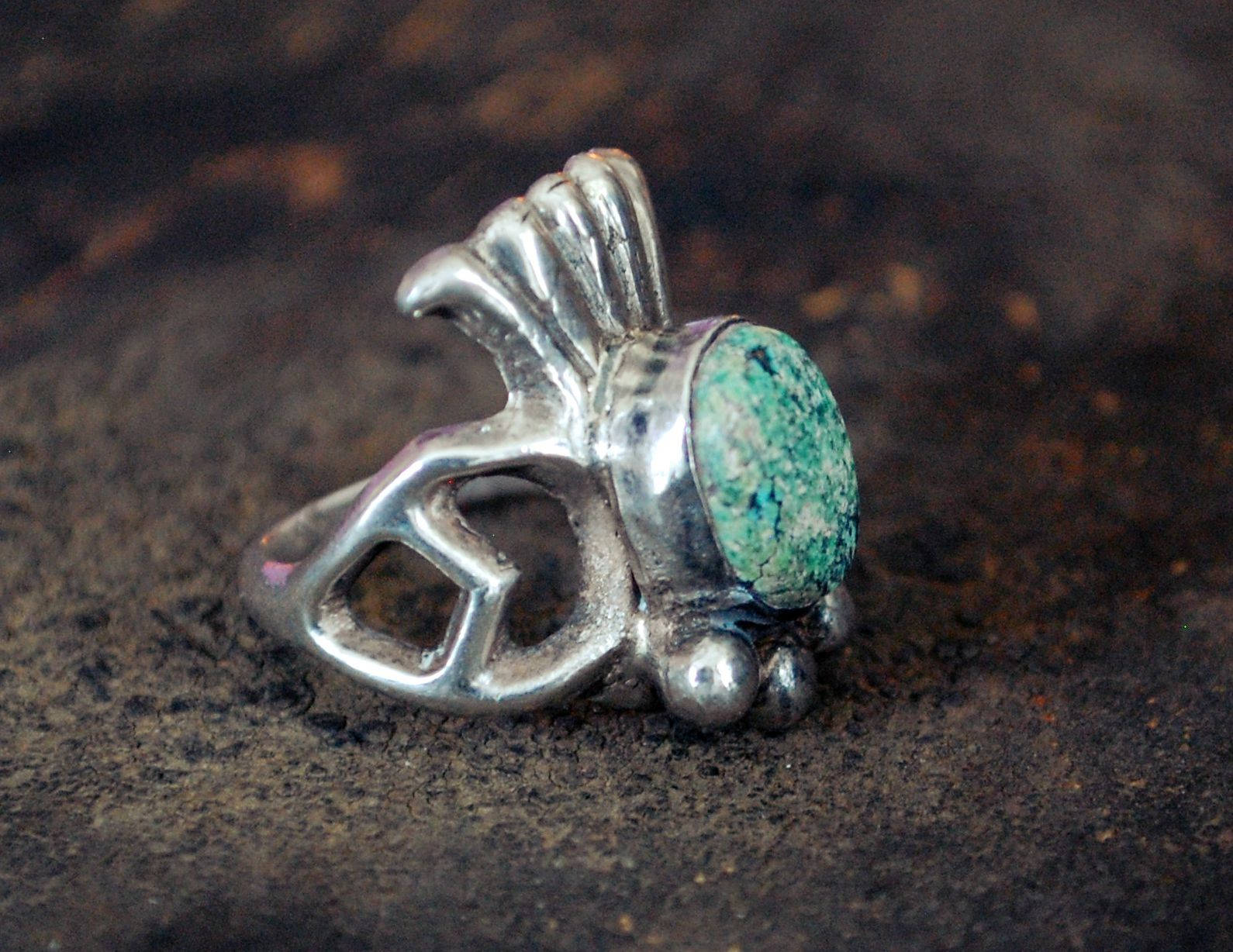 Navajo Native American Sandcast Ring with Turquoise - Size 6.5